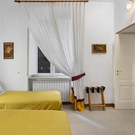 La Dimora Dei Reali Apartament *