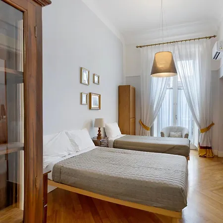 La Dimora Dei Reali Appartement Napels